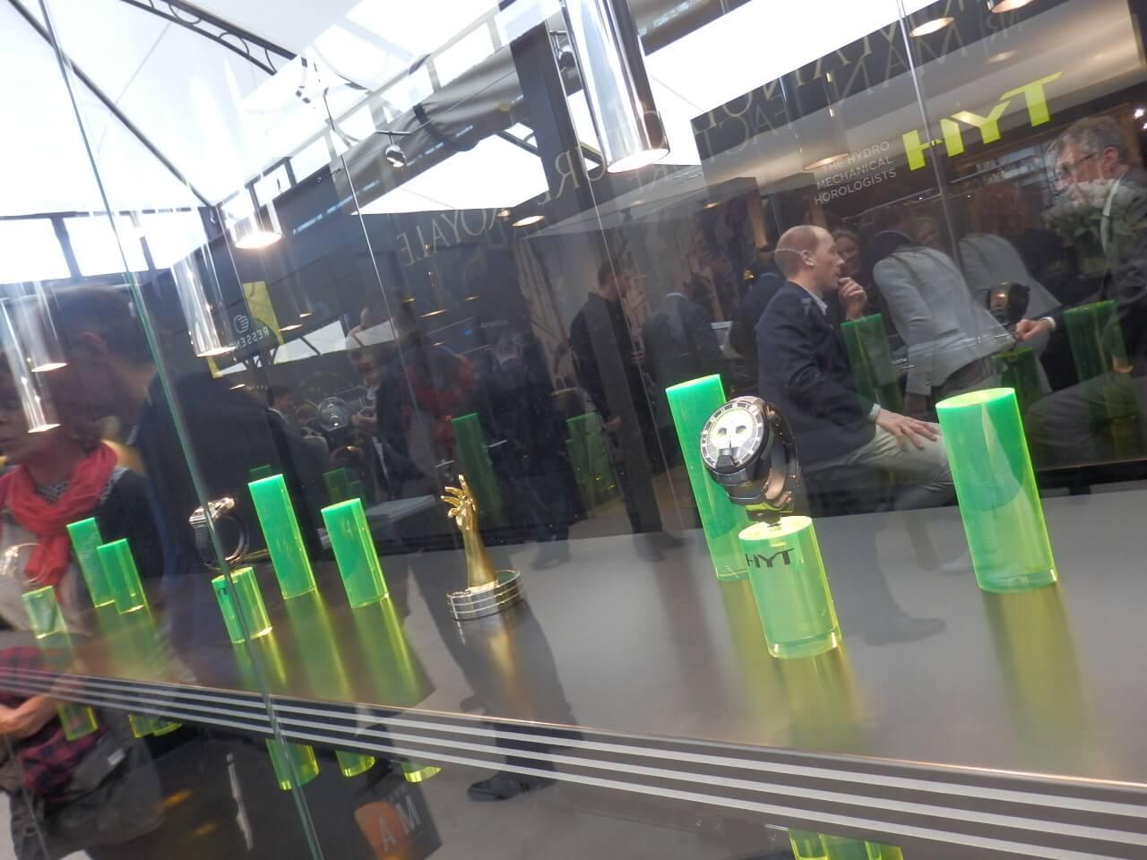 バーゼルワールド2016HYTブースでの時計展示