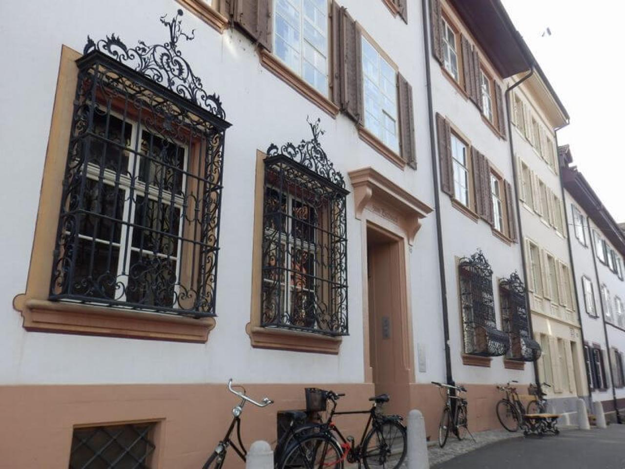 バーゼル　アルトシュタット（旧市街）　Basel　Altstadt