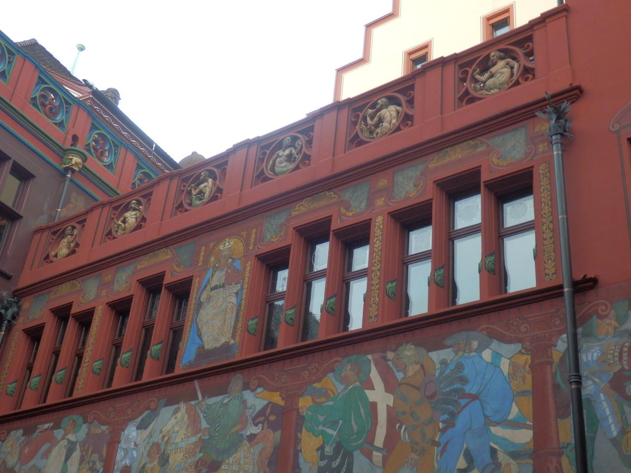 バーゼル　市庁舎　内部の壁