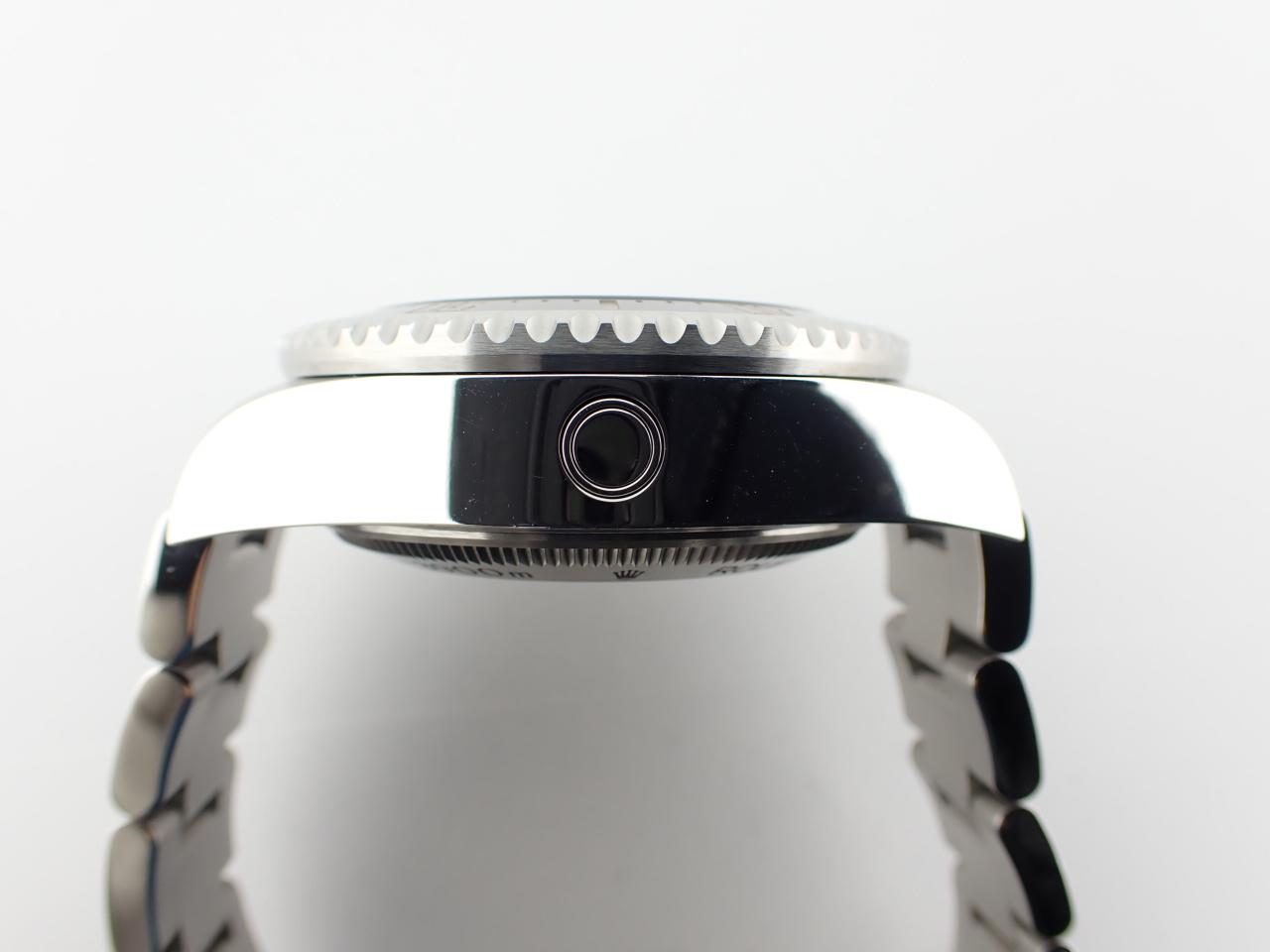 ロレックス シードゥエラー ディープシー Ｄブルー 126660 ケースサイド