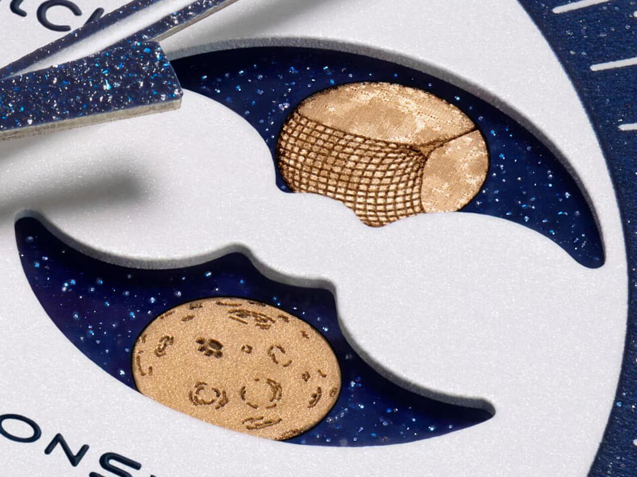 オメガ×スウォッチ 2025年新作 バイオセラミック ムーンスウォッチ ミッション トゥ アースフェイズ ムーンシャイン ゴールド Ref. SO33N701L ムーンフェイズ