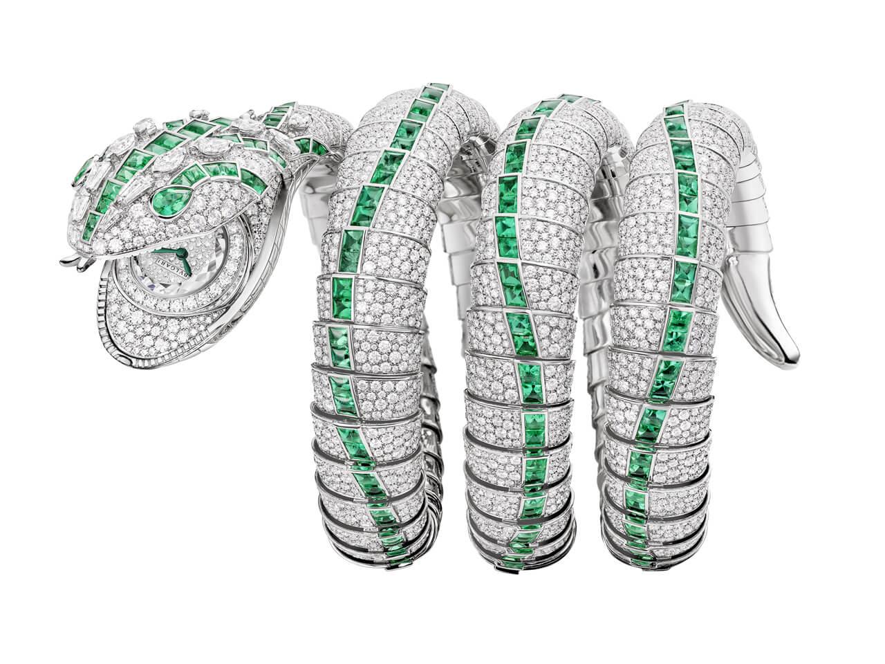 菜々緒　着用時計