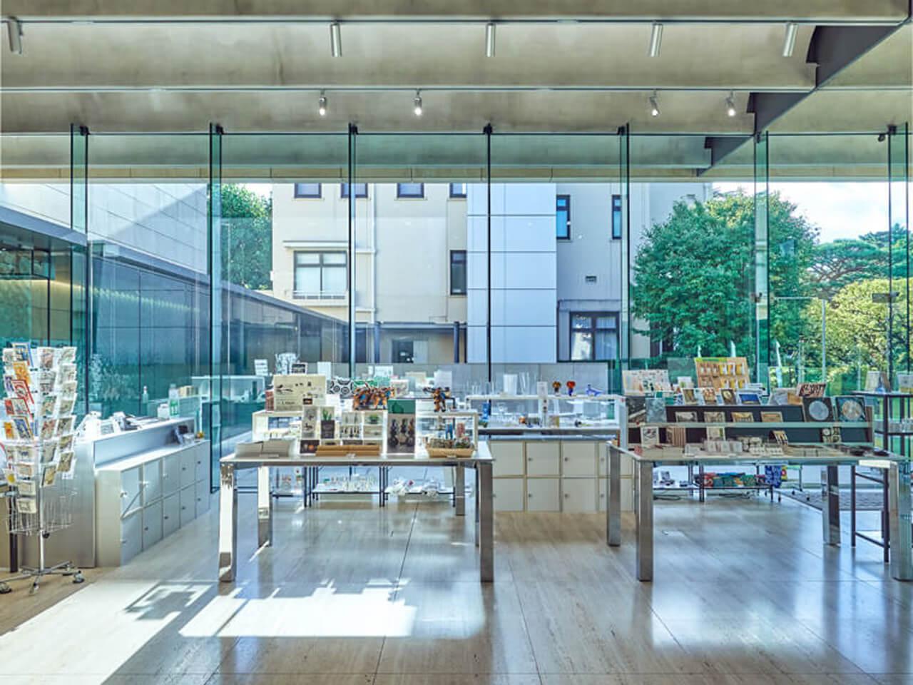 ミュージアムショップ リュミエール