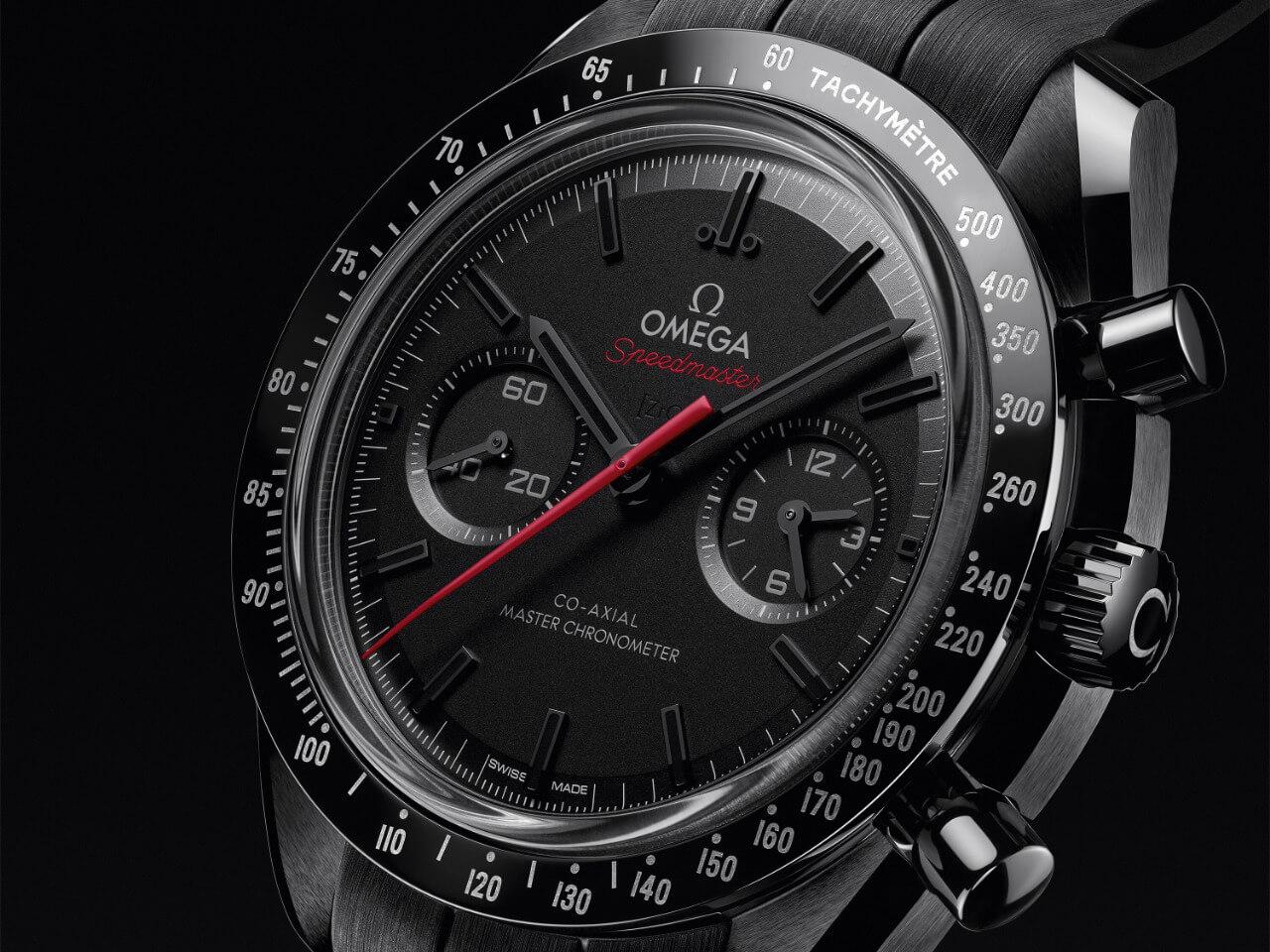 黒・赤・グレーの配色にこだわったダーク サイド オブ ザ ムーン “ブラック レッド”310.92.44.51.01.001