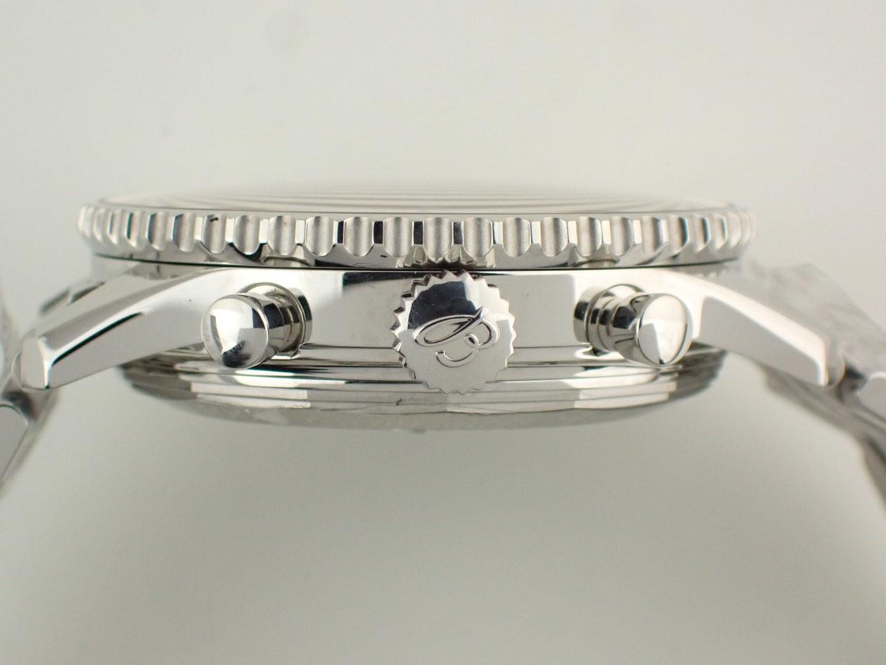 ブライトリング AB012124/F569 ケースサイド、リューズ