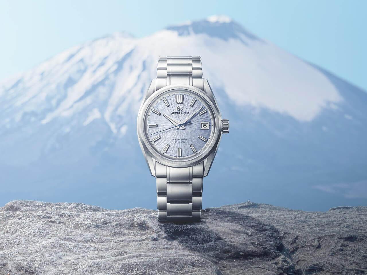 2025年5月新作の“岩手山の尾根筋”SLGH027はアイスブルー文字盤