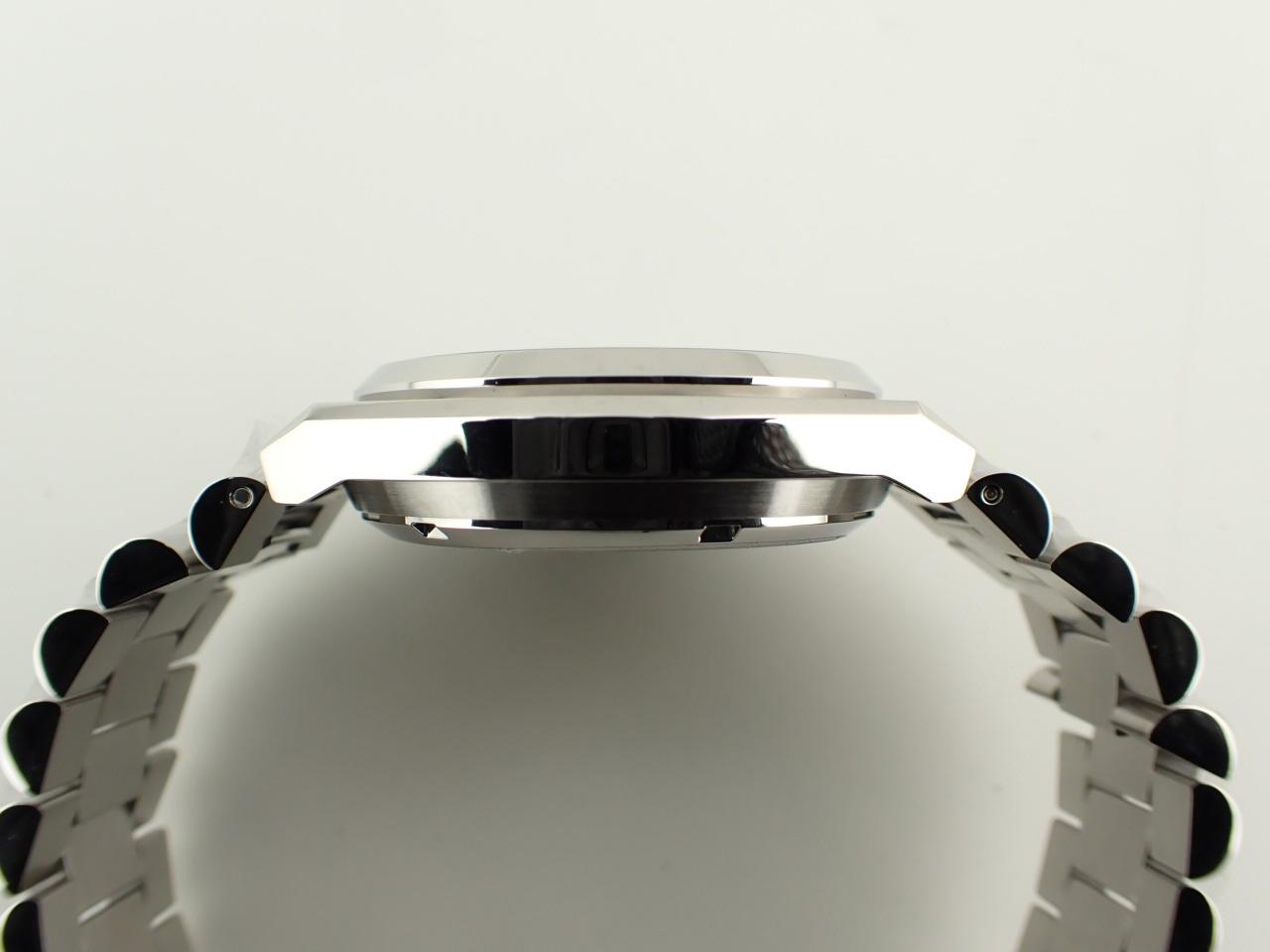 シチズン NJ0151-53W ケースサイド