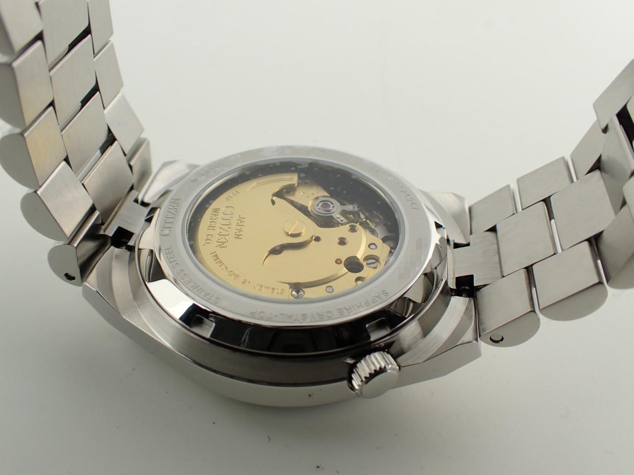 シチズン NJ0151-53W 裏蓋