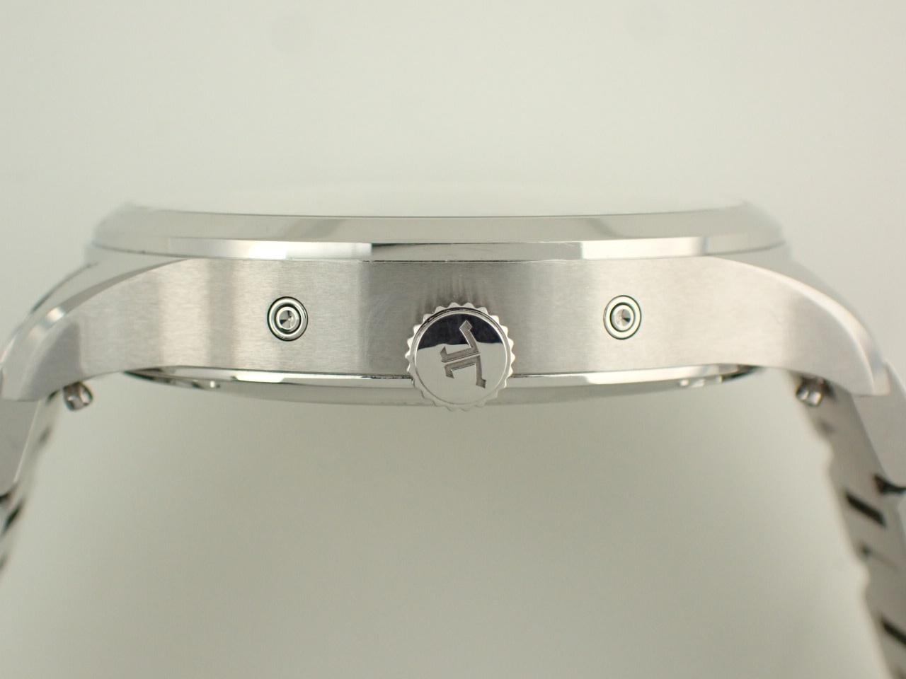 ジャガー・ルクルト Q4148120 ケースサイド、リューズ