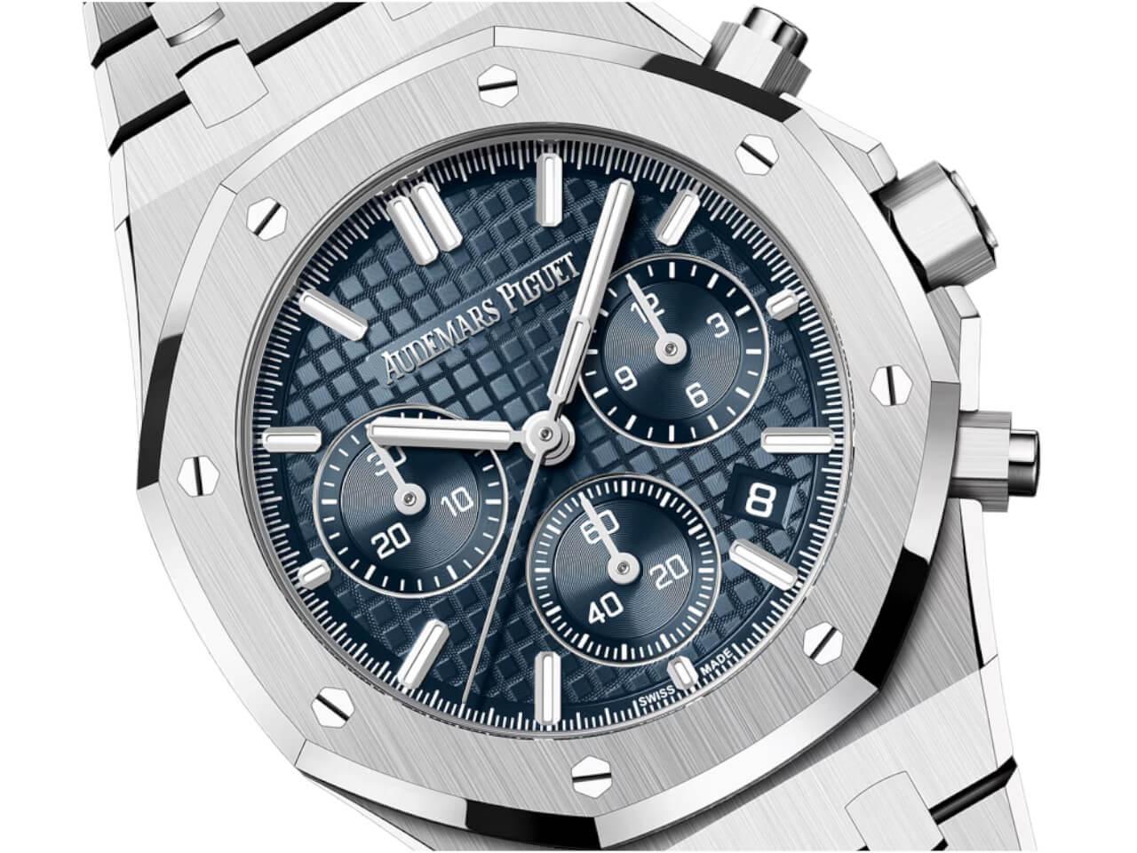 26450ST.OO.1356ST.01は38mmケースサイズ、やや小さめ