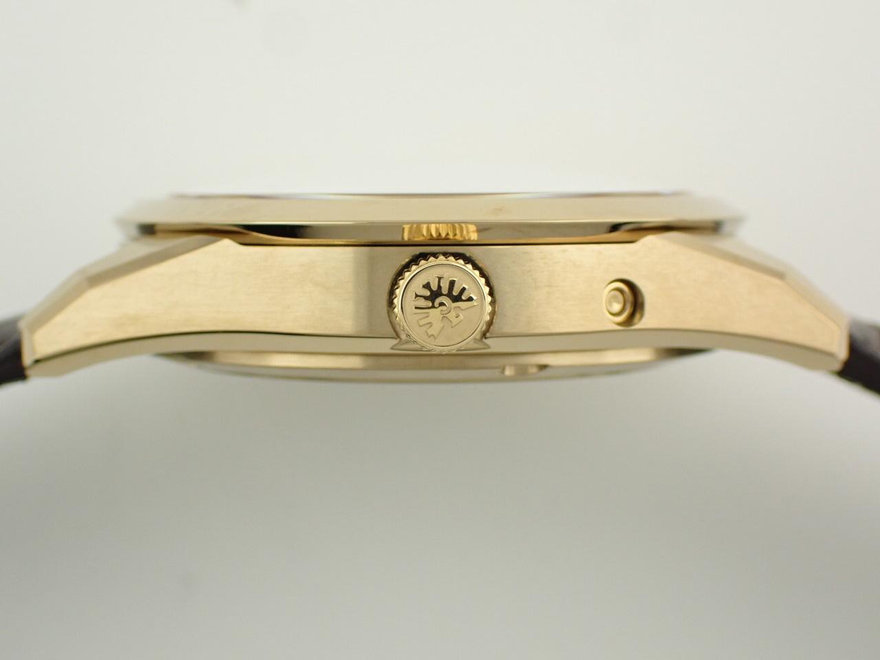 シチズン AQ4103-16W ケースサイド、リューズ