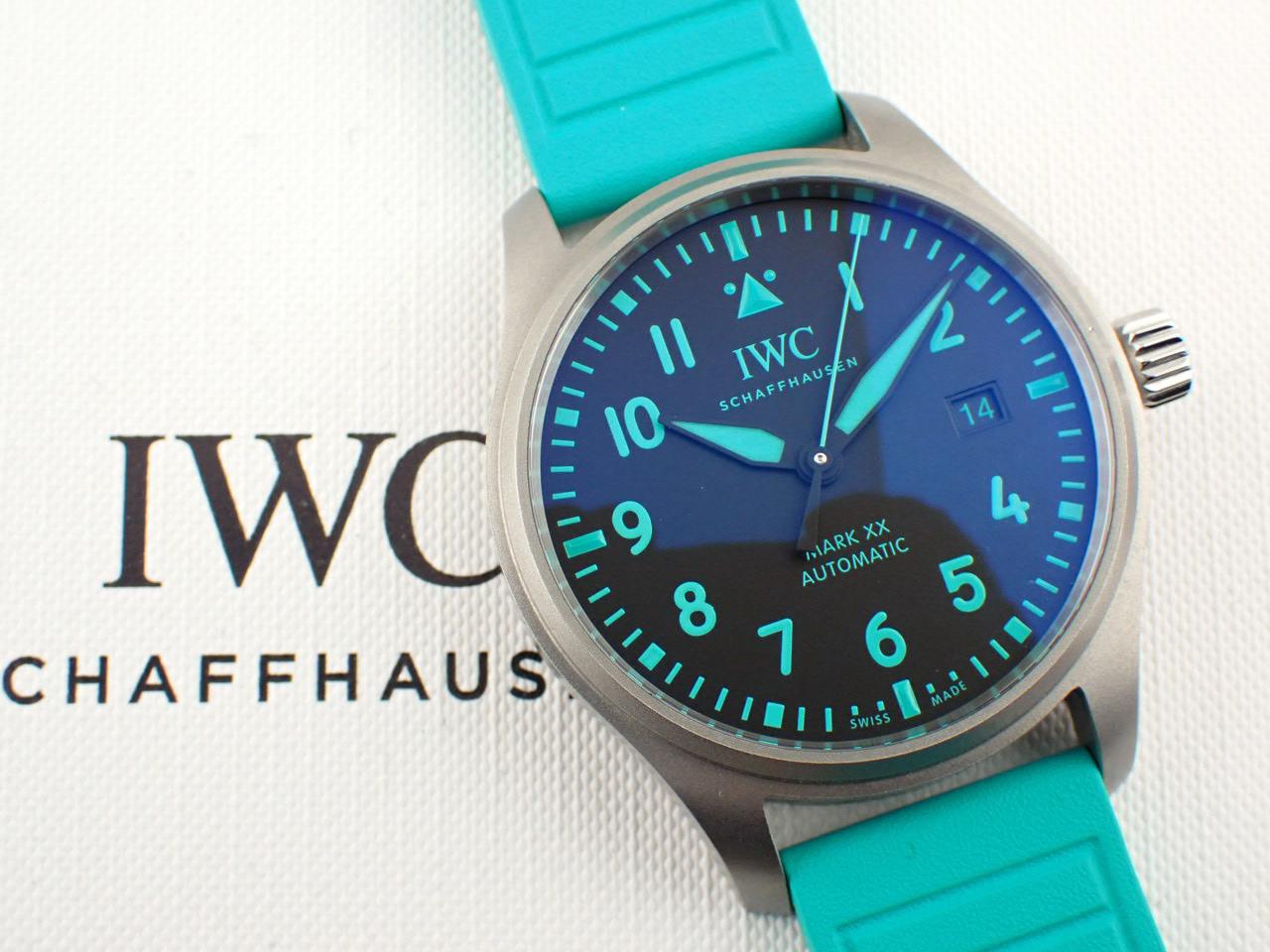 【実機レビュー】IWC パイロット・ウォッチ・マークXX メルセデス AMG ペトロナス Formula One Team IW328210