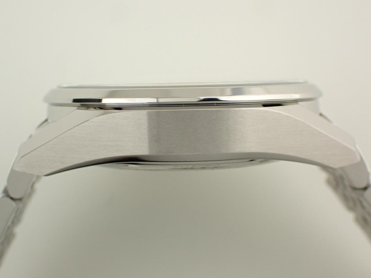 タグ・ホイヤー WBX2110.BA0044 ケースサイド