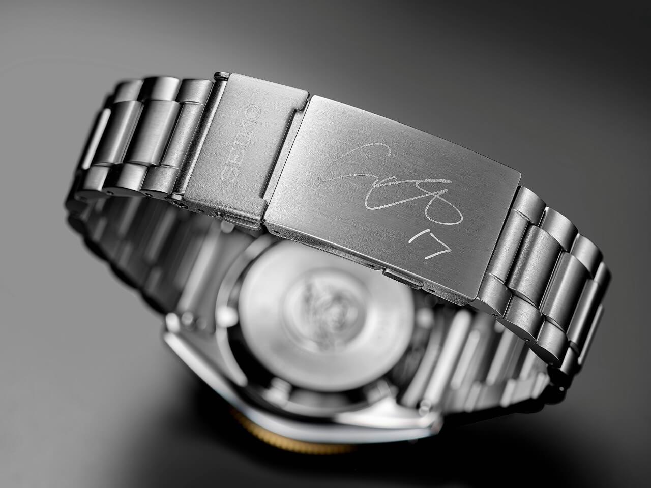 世界中の時計愛好家から高い評価を得ているワンプッシュダブルロックダイバーアジャスター方式