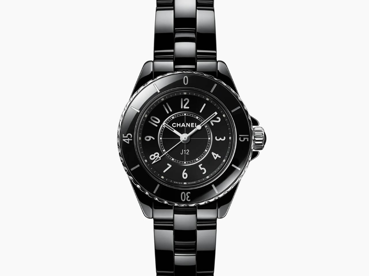 シャネル　J12 ウォッチ ブラック　高耐性ブラックセラミック ステンレススティール 28mm アラビアンインデックス