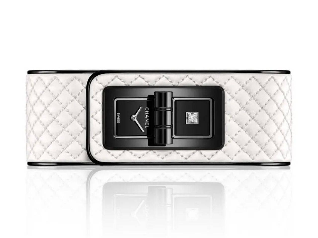 コード COCO GAME ホワイトカーフスキン キルティングブレスレット ブラックステンレススティール プリンセスカットダイヤモンド