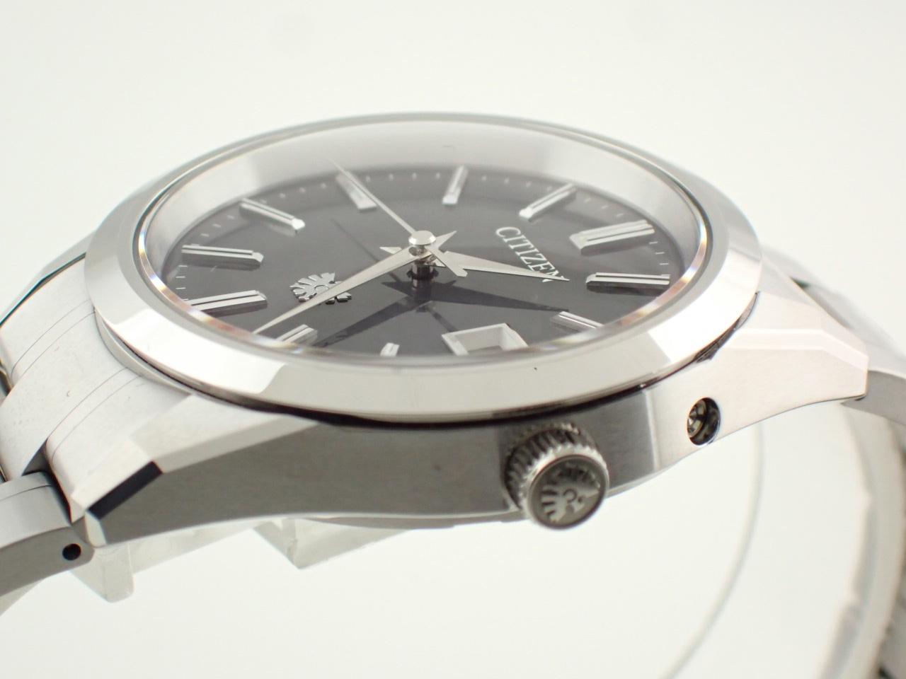 シチズン AQ4100-57E 文字盤