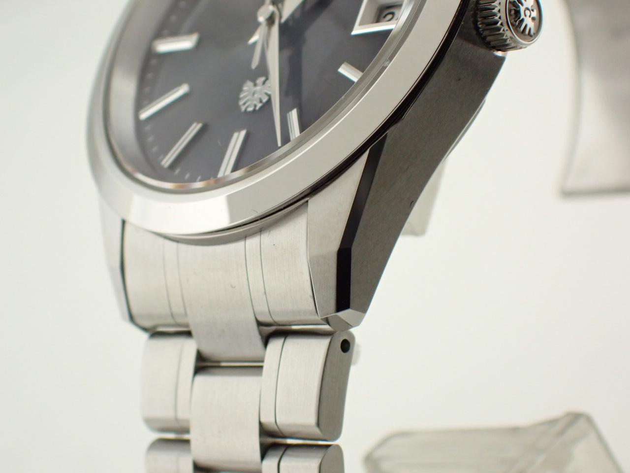 シチズン AQ4100-57E ラグ