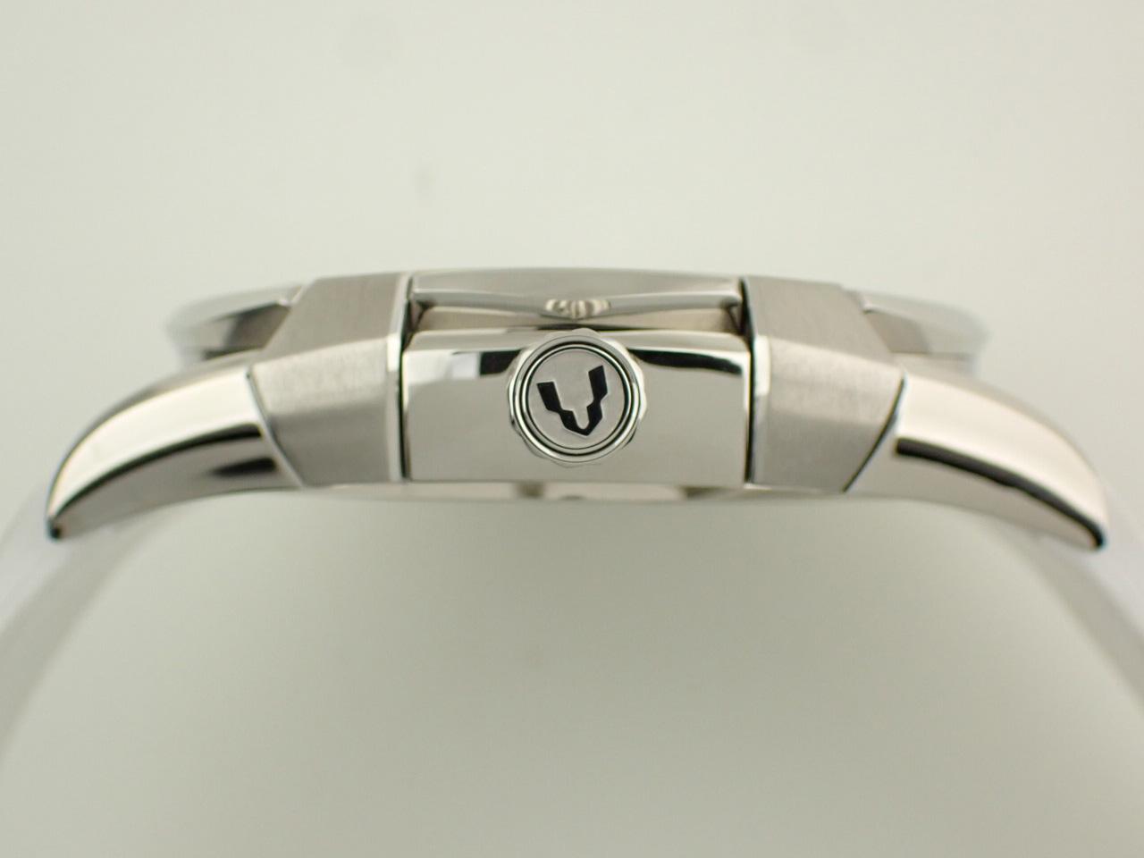 ミナセ UG03-RWHNIB-SSD ケースサイド、リューズ