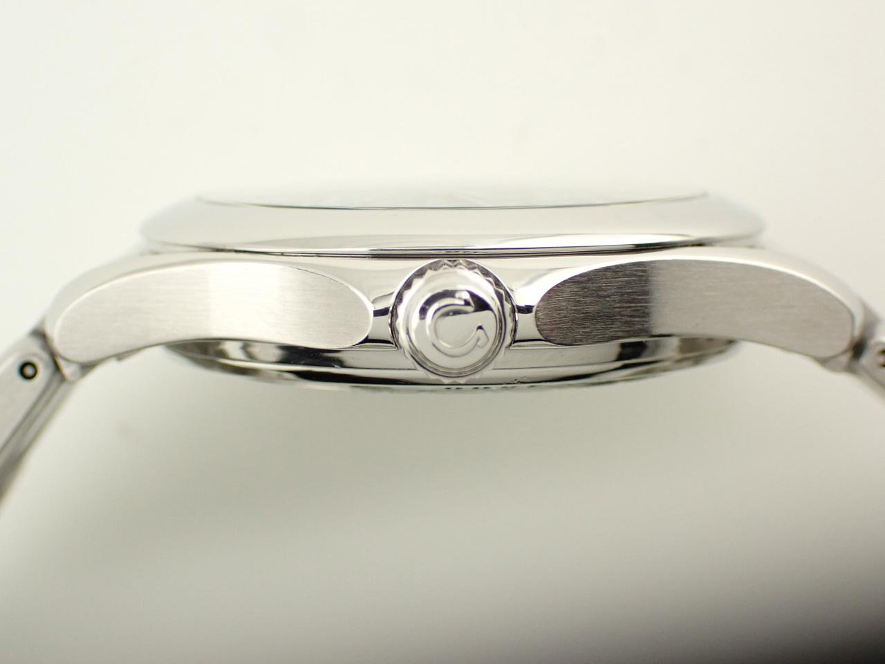 オメガ 2506.70.00 ケースサイド、リューズ