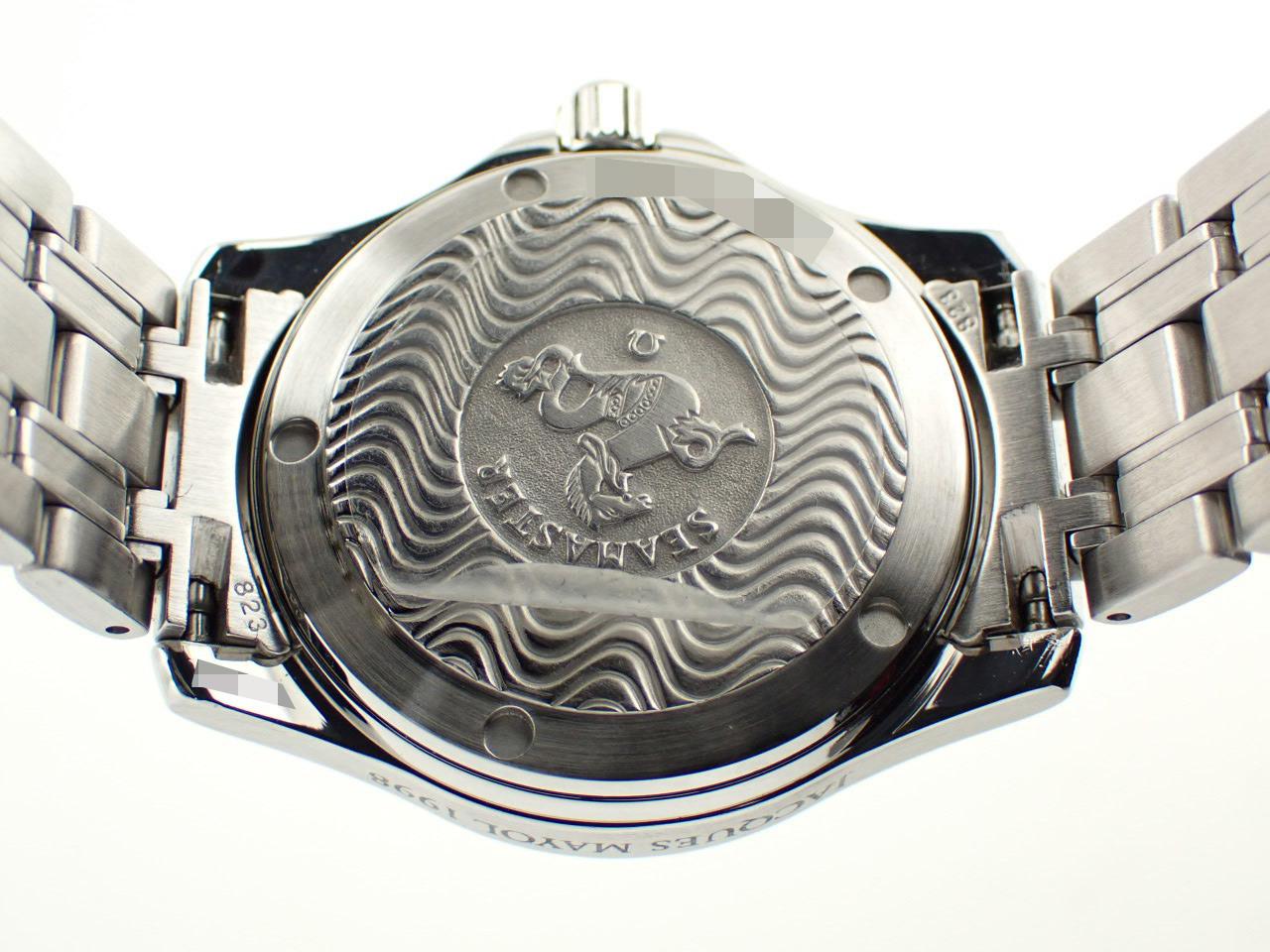 オメガ 2506.70.00 裏蓋