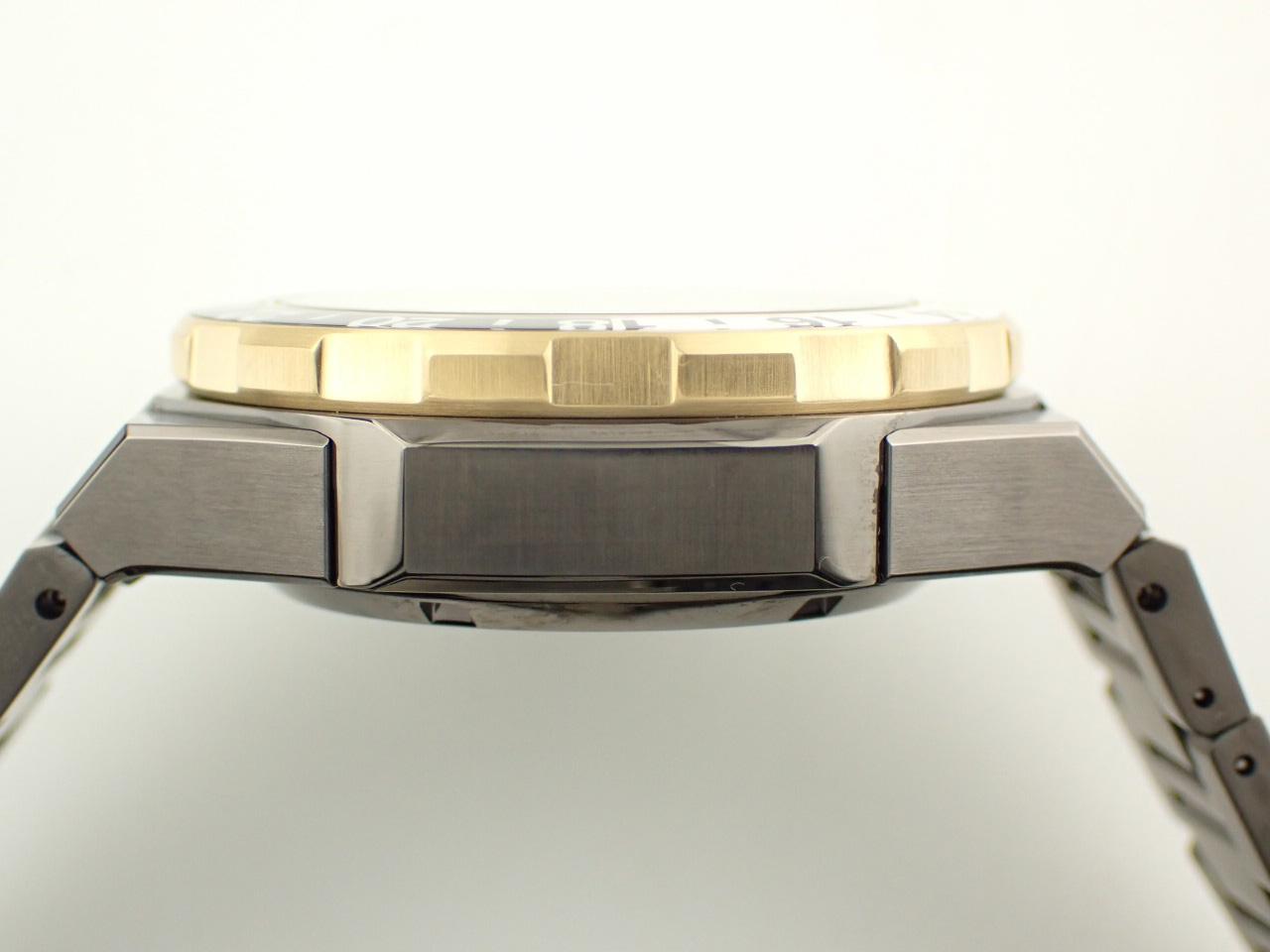 シチズン NB6035-55H ケースサイド