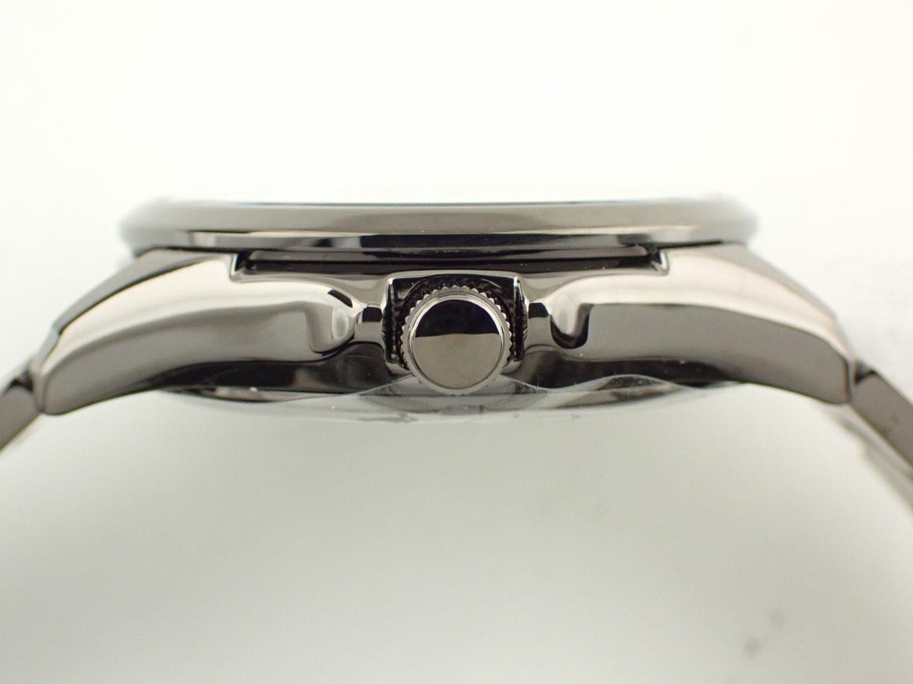 シチズン NH9144-55L ケースサイド、リューズ
