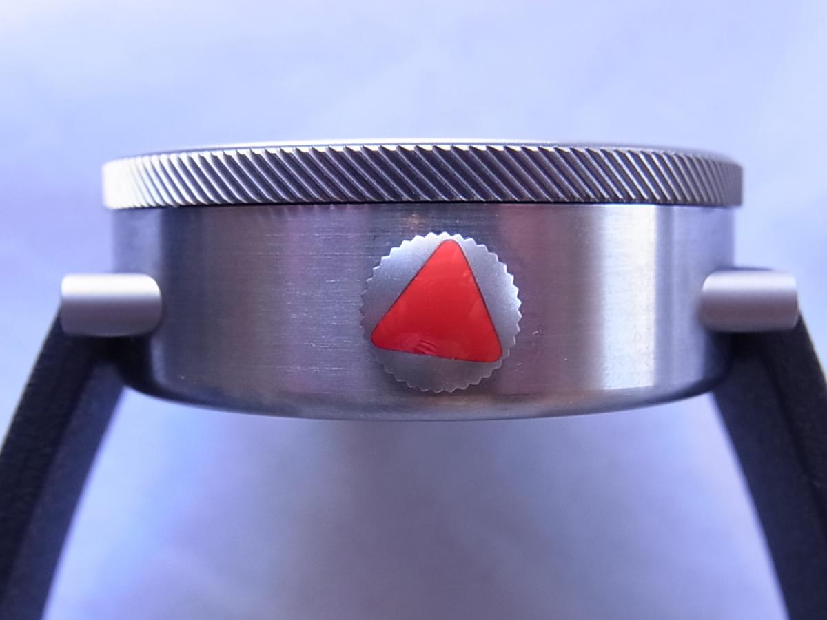 アランシルベスタイン マリン20 MV0302B リューズ横