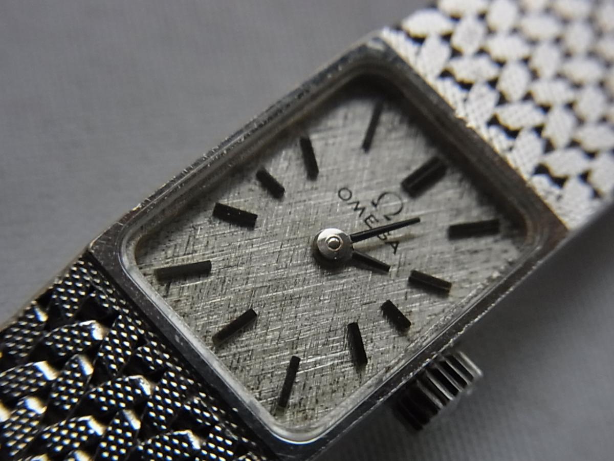 オメガアンティークレディース11mm時計ケース四角型ホワイトゴールド無垢手巻き式の買取り実績