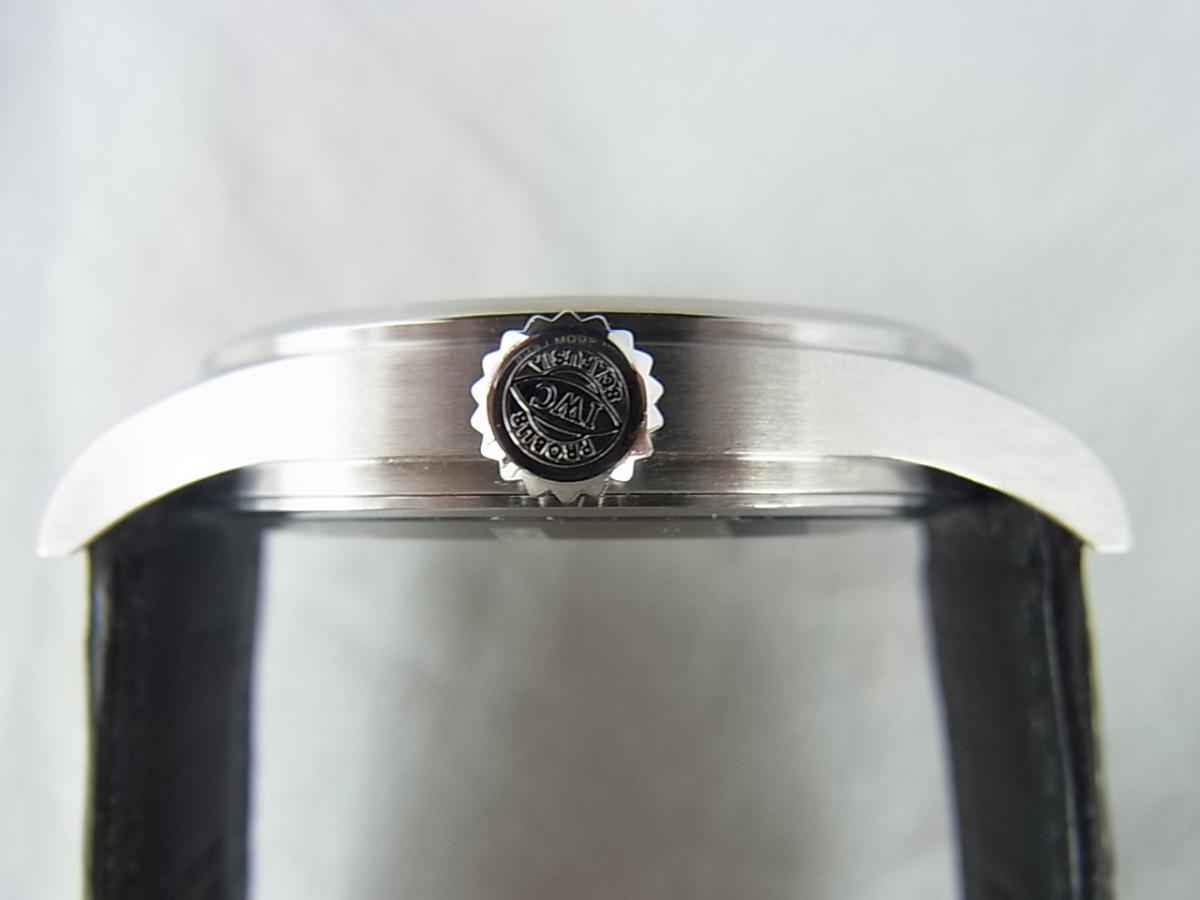 IWC パイロットウォッチ IW325516 リューズ横