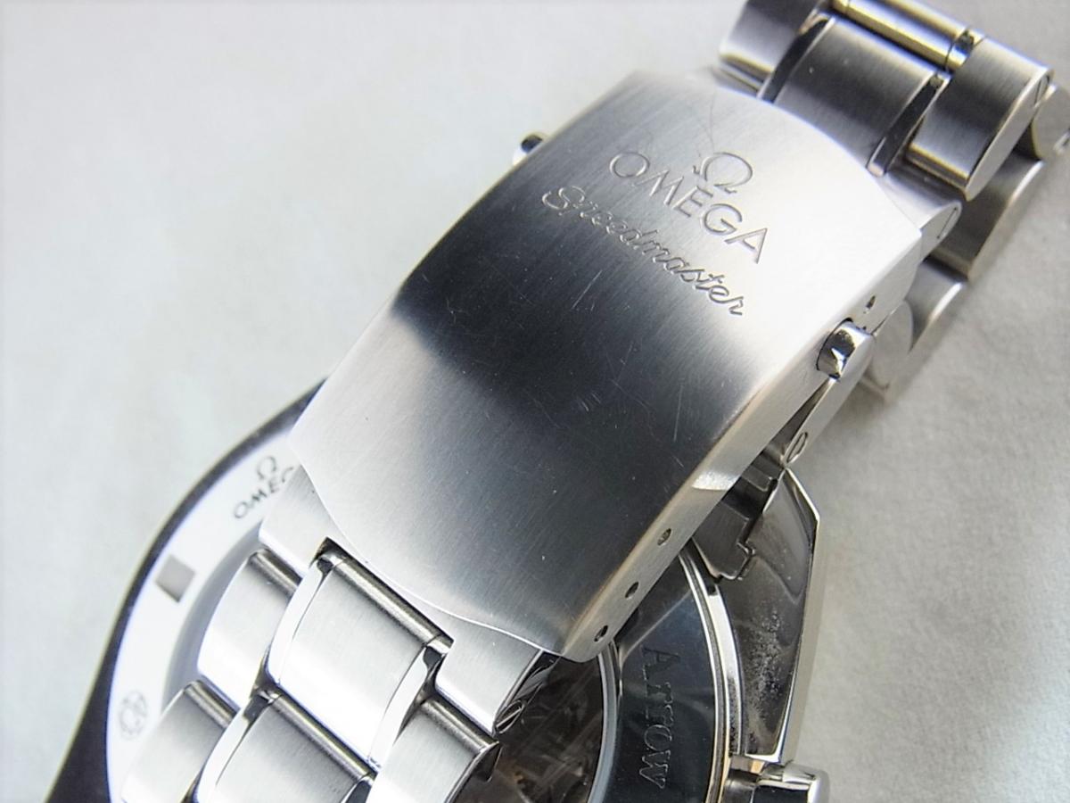 オメガ スピードマスター 321.10.44.50.01.001　高価売却　バックル画像