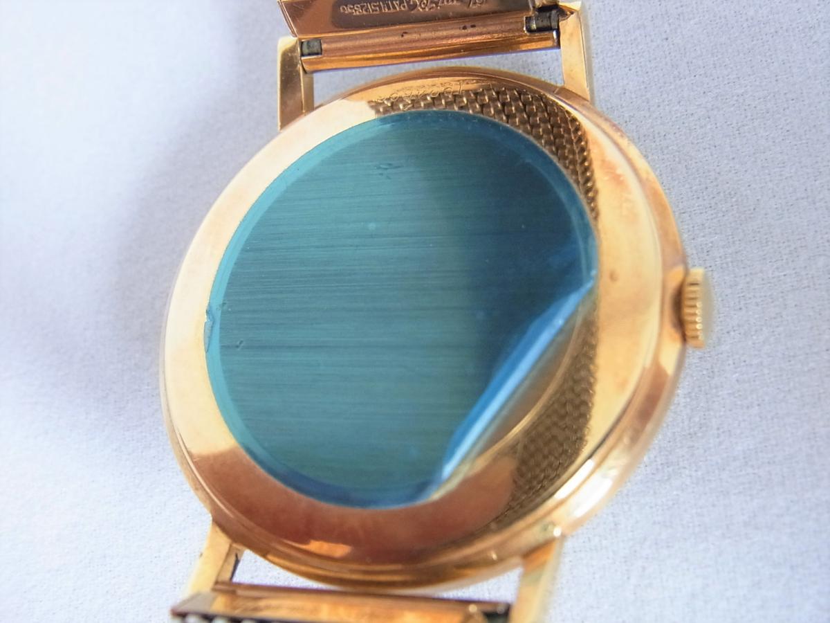 IWC（インターナショナルウォッチカンパニー）金無垢アンティーク時計メッシュベルト式 売却実績　裏蓋画像
