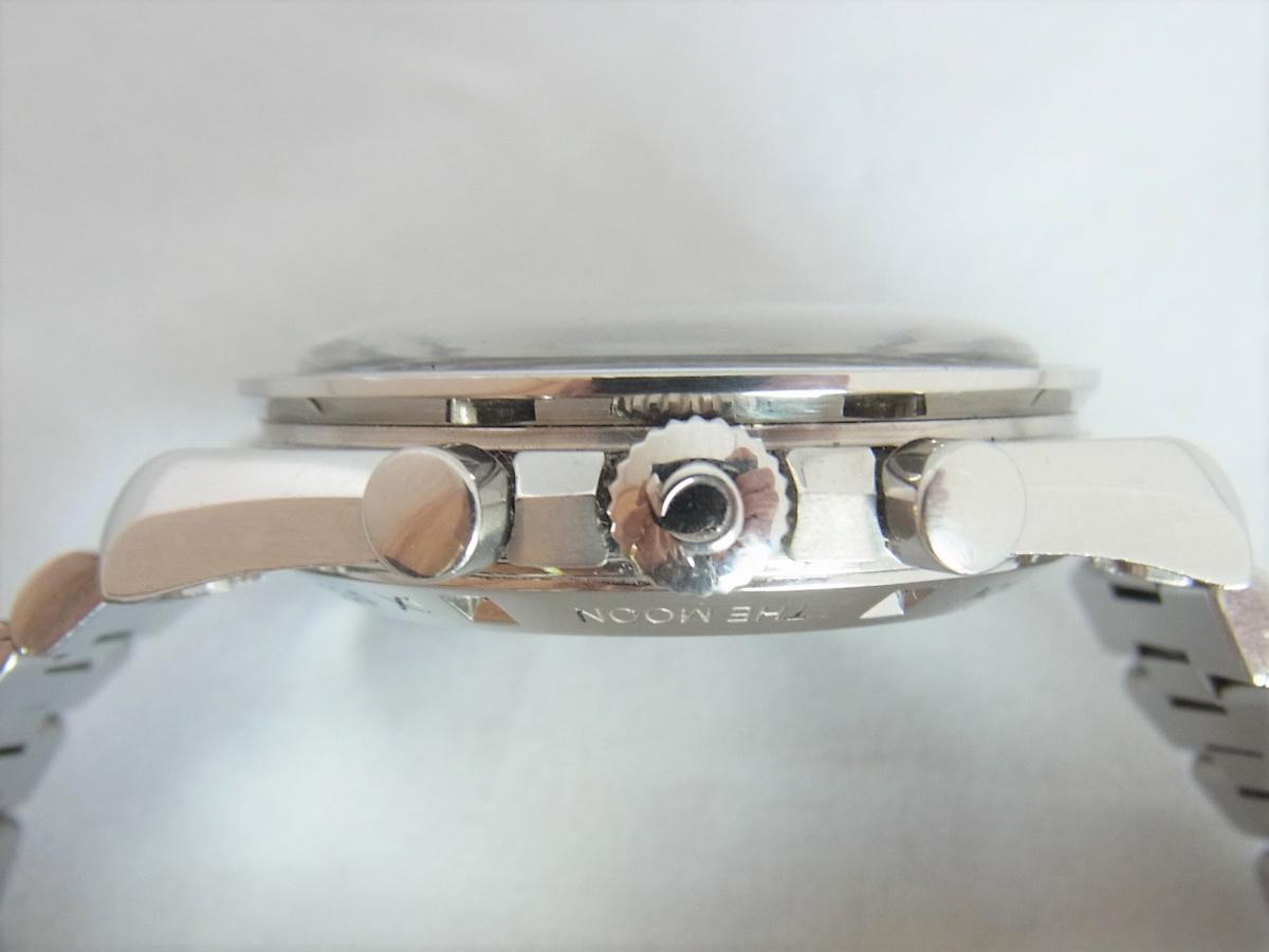 オメガスピードマスタープロフェッショナル3592.50　40ｍｍ　手巻き式腕時計、アポロ11号　10周年記念モデル 買い取り実績　3時リューズサイド画像