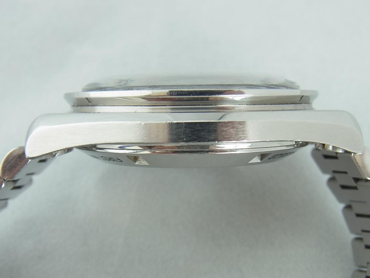 オメガスピードマスタープロフェッショナル3592.50　40ｍｍ　手巻き式腕時計、アポロ11号　10周年記念モデル 高額売却実績　9時ケースサイド画像