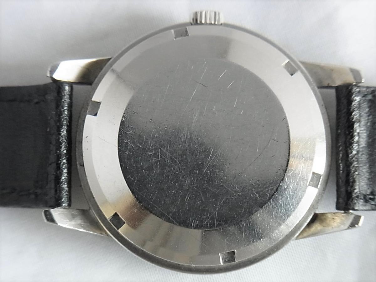 ＩＷＣインヂュニアアンティーク ref.666名機Cal.8531搭載　1950年代製造　メンズ腕時計　売却実績　裏蓋画像
