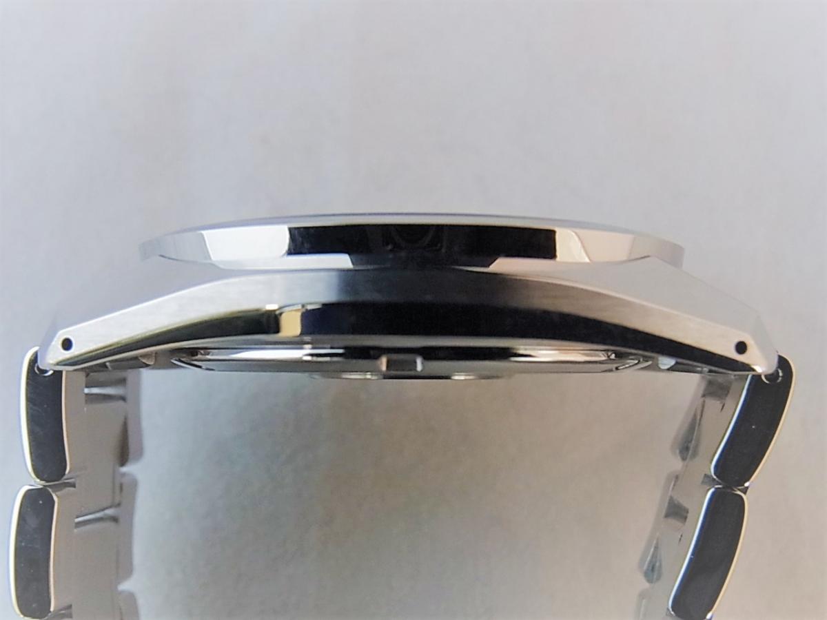 グランドセイコー　マスターショップ限定　クオーツ9F82 SBGV005　メンズ腕時計　高額売却実績　9時ケースサイド画像