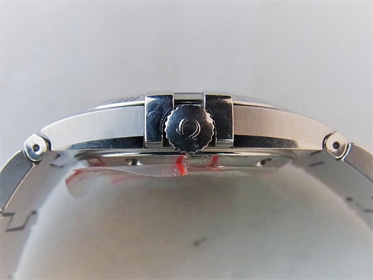 オメガ コンステレーション ダブルイーグル　コーアクシャル 1501.30 メンズ腕時計　買い取り実績　3時リューズサイド画像