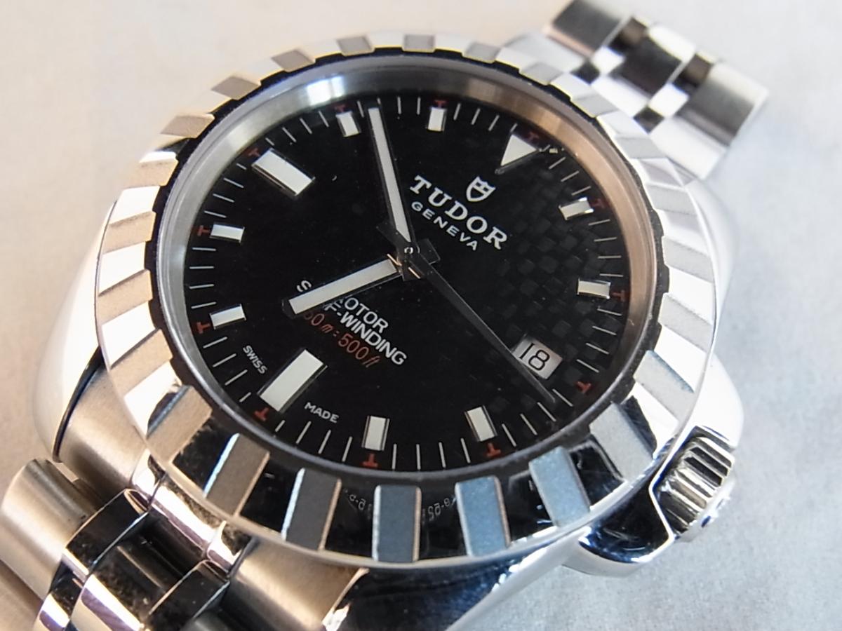 チュードル スポーツコレクション　ROTOR SELF-WINDING 20010 150m:500ft　メンズ腕時計　買取り実績　フェイス斜め画像