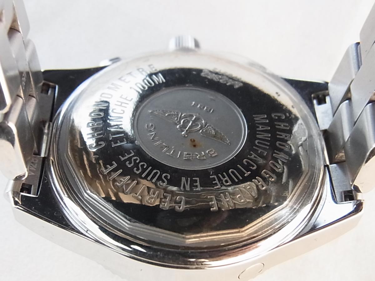 ブライトリング クロノＢ2　Ａ42362 100m防水機能搭載モデル　メンズ腕時計　売却実績　裏蓋画像