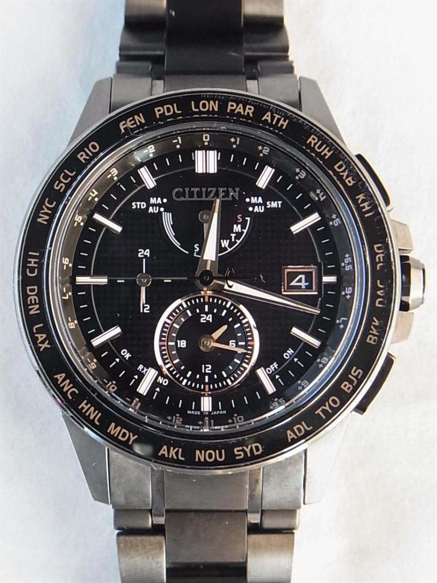 シチズン アテッサAT9045-58E　2014年発売モデル　エコドライブ電波時計　ダブルダイレクトフライト 針表示式　メンズ腕時計　買取実績　正面全体画像
