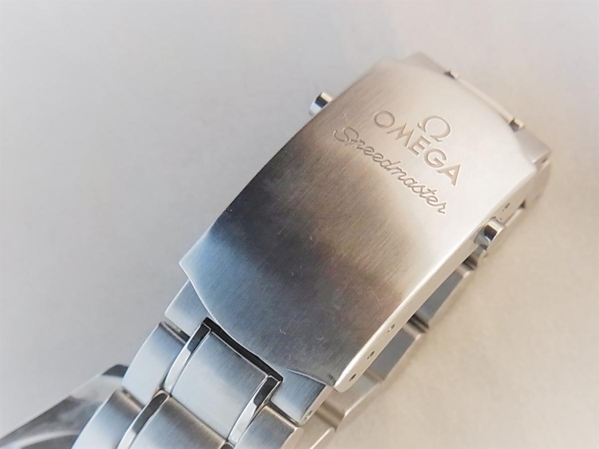 オメガ スピードマスター323.30.40.40.06.001　自動巻きcal.3304搭載　メンズ腕時計　高価売却　バックル画像