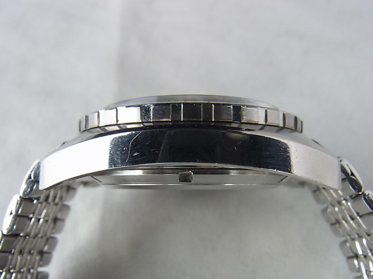 ホイヤーオータビアアンティーク(ホイヤーHEUER表記)　バルジュー7736搭載モデル　メンズ腕時計　高額売却実績　9時ケースサイド画像