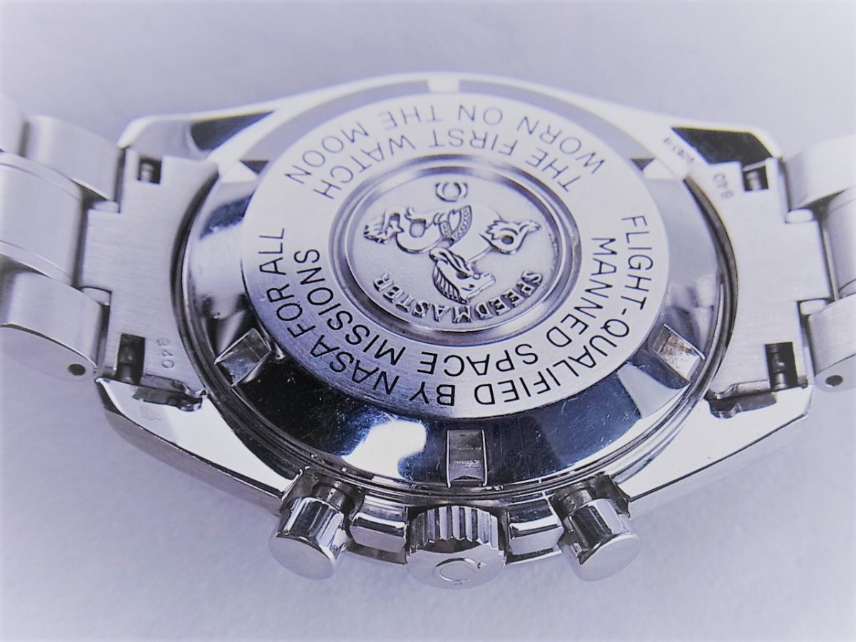 オメガ スピードマスタープロムーンウォッチ3570.50(3570.50.00)手巻きcal.1861　強化プラスチック風防 生産終了モデル　40mmメンズ腕時計　売却実績　裏蓋画像