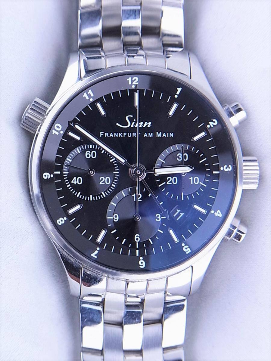 SINN 6000　ファイナンシャル6000シリーズ ファイナンシャル・クロノグラフ、３タイムゾーンＵＴＣ機能搭載　メンズ腕時計　買取実績　正面全体画像