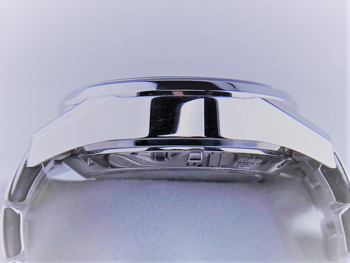 タグホイヤー カレラCAR2115.BA0724 ヘリテージ　キャリバー1887 メンズ腕時計　高額売却実績　9時ケースサイド画像