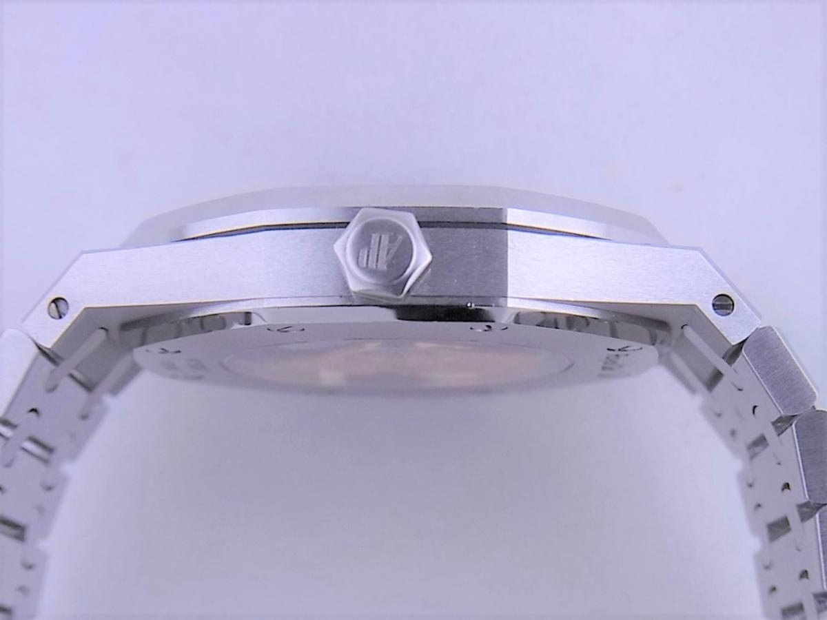 オーデマピゲ ロイヤルオーク 15400ST.OO.1220ST.01 2012年モデル　デイト　41mmメンズ腕時計　買い取り実績　3時リューズサイド画像