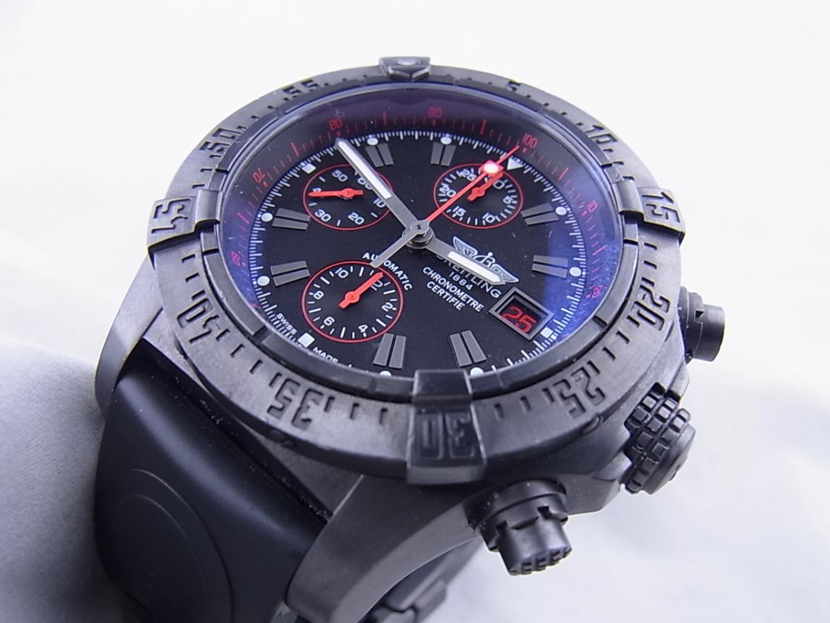 ブライトリング アベンジャースカイランドM13380 M133802C/BC73 2007年モデル　世界限定2000本　スカイライン　ブラックスチール メンズ腕時計　買取り実績　フェイス斜め画像