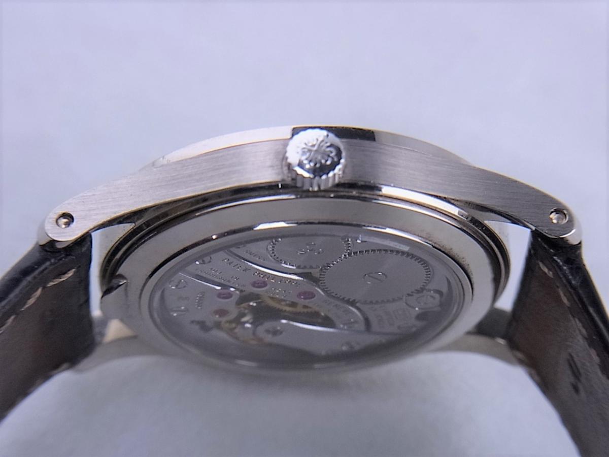 パテックフィリップ カラトラバ3796S　1996年発売日本限定モデル　限定数量100本　シースルーバック　メンズ腕時計　買い取り実績　3時リューズサイド画像