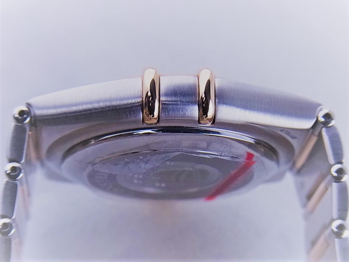 オメガ コンステレーション50th 1304.35 11Pダイヤモンドインデックス　コンビモデル　35.5mmメンズ腕時計　高額売却実績　9時ケースサイド画像