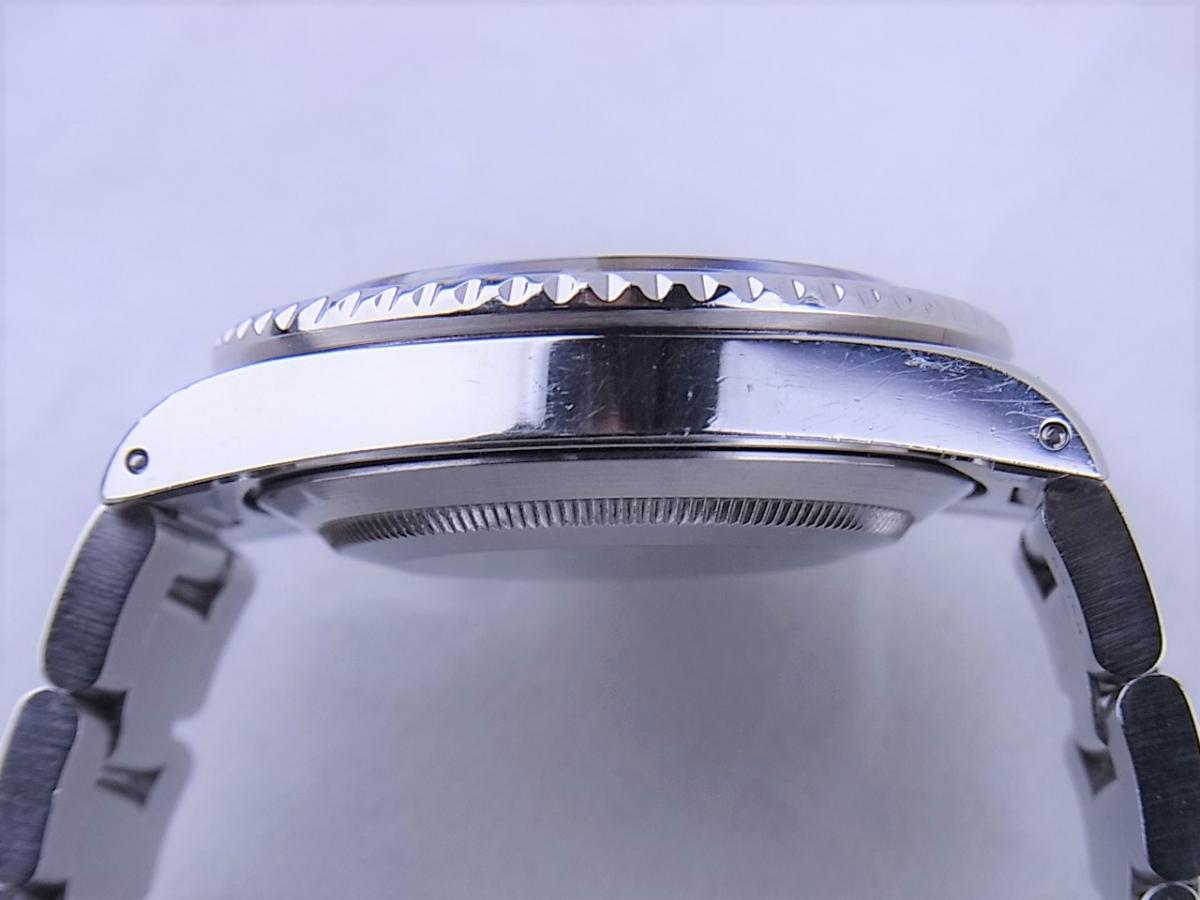 ロレックス サブマリーナ16610  シリアルE番(1990年～1991年頃製造)　300m防水　メンズ腕時計　高額売却実績　9時ケースサイド画像